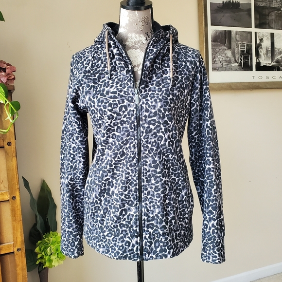 Bench Tops - NWOT Bench cheetah print zippered hoodie M